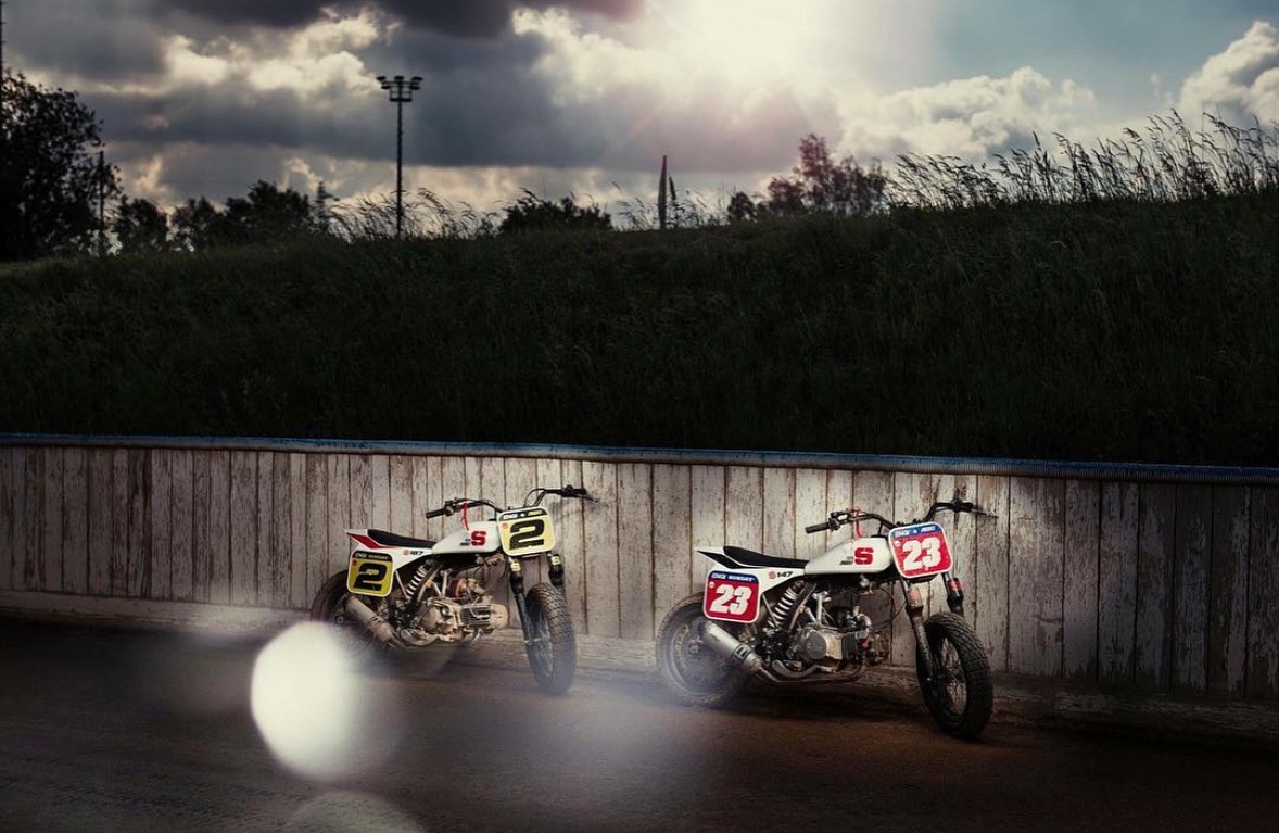One left turn, a straight away, one left turn, one straight away, etc... 🫶🔁
—
#sundaymotors #flattrack #moto #motorbike #motorcycle